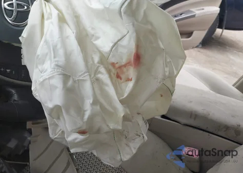 2005 Toyota Prius from USA, damaged, VIN JTDKB20UX53005018